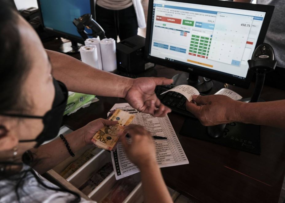 Nguyên liệu truyền thống trong quy trình om bóp làm dày da